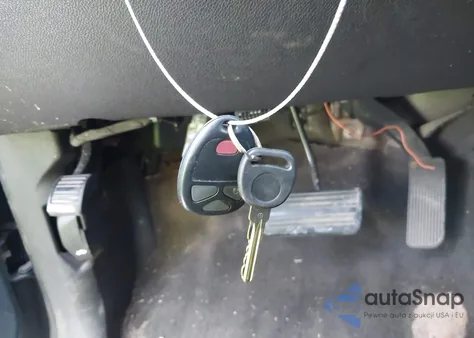 2011 Chevrolet Silverado 1500 Lt z USA, uszkodzony, nr VIN 1GCRKSE3XBZ281271